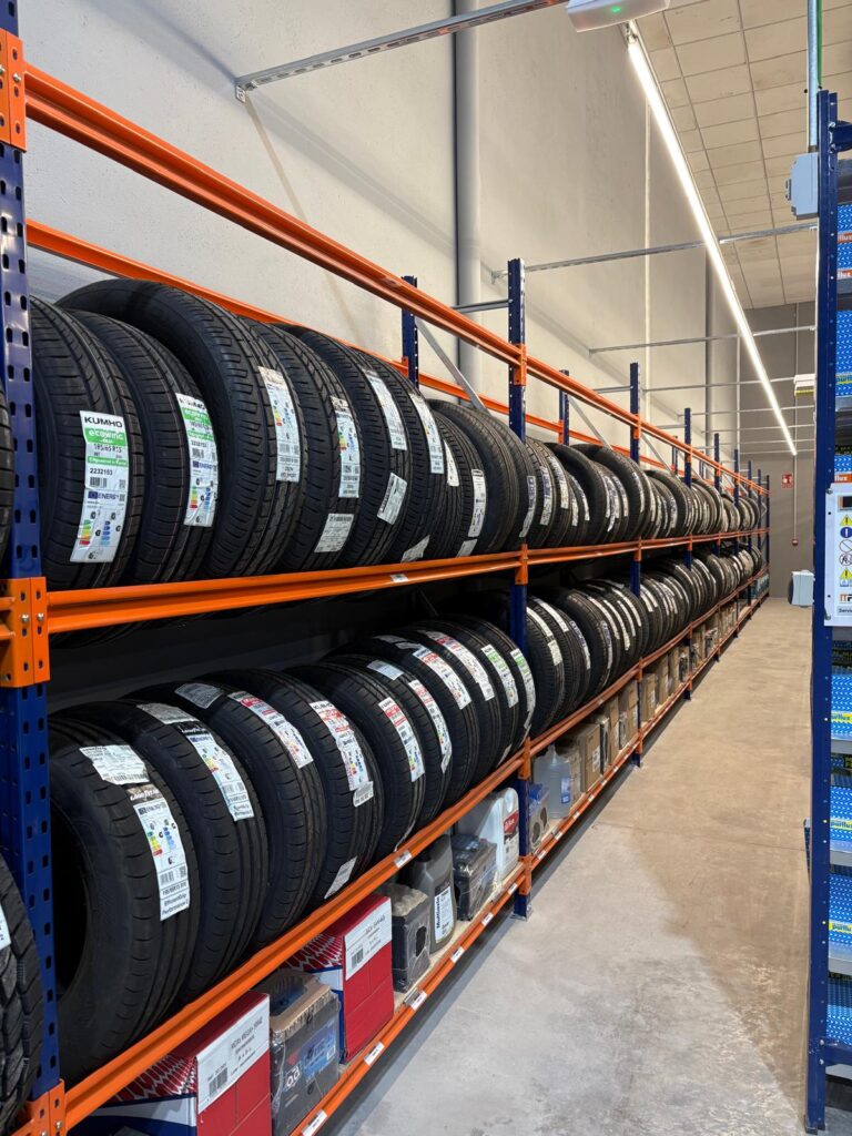 Adsalas - AD Salas inaugura un nuevo centro logístico en Alcalá la Real