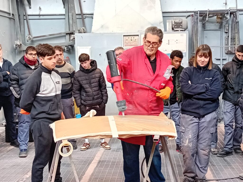 Adsalas - Salas Skills: formación real para los profesionales del futuro
