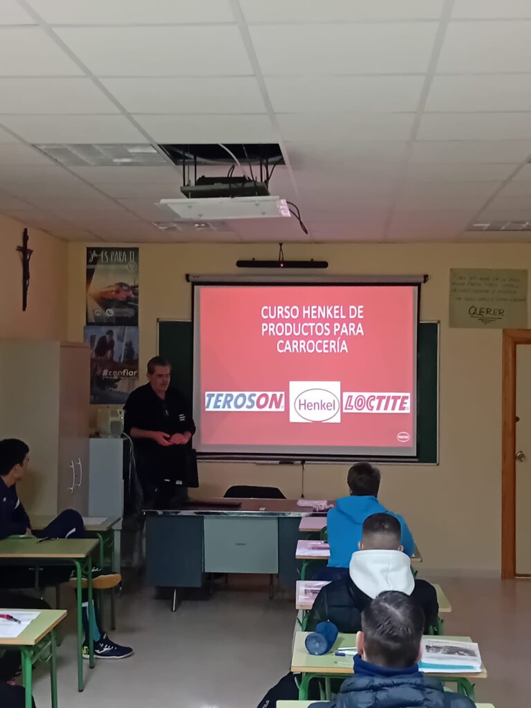 Adsalas - Salas Skills: formación real para los profesionales del futuro